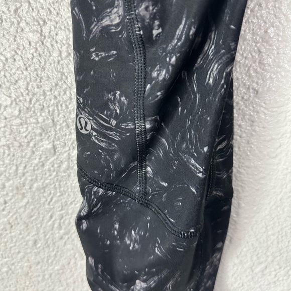 ululemon Runday Crop *Full-On Luxtreme
Arsenal Ambient Grey Black SZ 6 - Picture 3 of 7